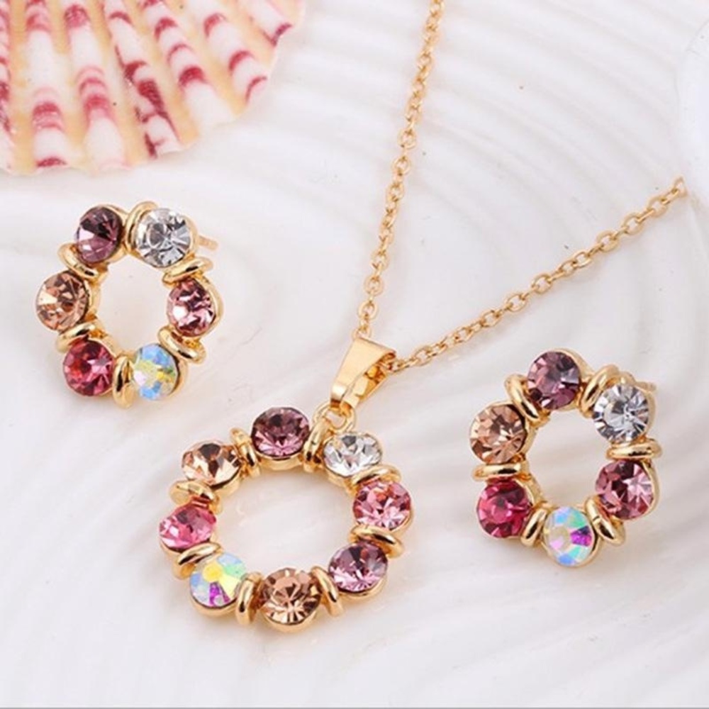 Rose Gold Plated Rhinestone Pendant Necklace & Earrings Set